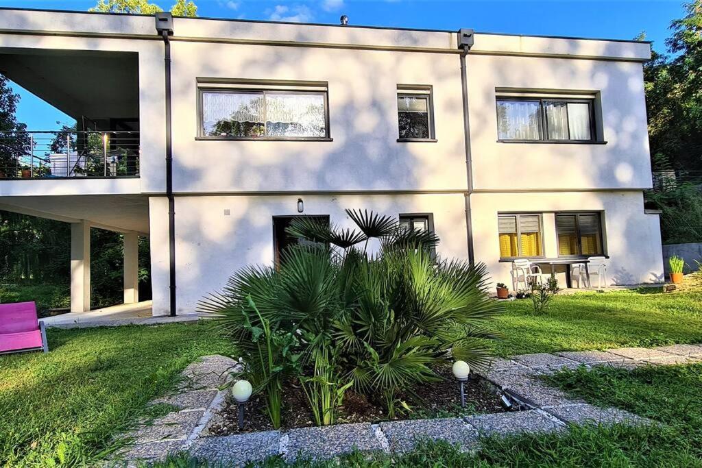 T-2 Ouest 47m2 La Maison Au Bord Du Canal Du Midi Apartment Sainte-Colombe-en-Bruilhois